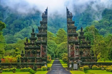 8-22 Kasım Singapur & Malezya Kuala Lumpur& Bali & Endonezya 