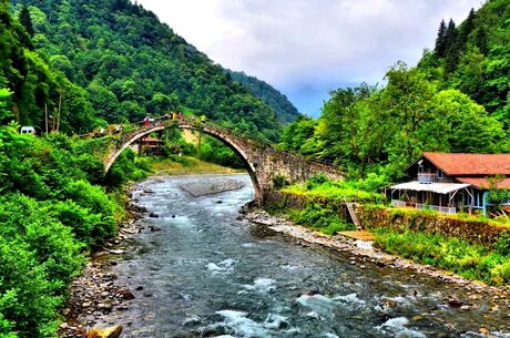 18-25 Mayıs Karadeniz & Gürcistan Batum Turu  ( DOLDU )